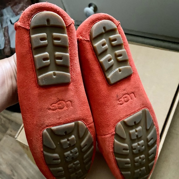 Ugg flats - Picture 4 of 5